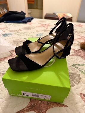 Sam Edelman Black Suede Strappy Block Heel Sandals. Size 9. Orig box/covers